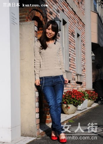 秀美支招:娇小美眉穿衣搭配技巧