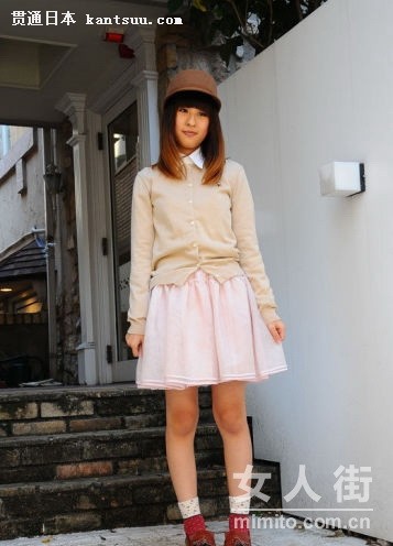 秀美支招:娇小美眉穿衣搭配技巧