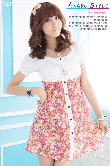 日系MM气质迷人 打造夏日甜心搭