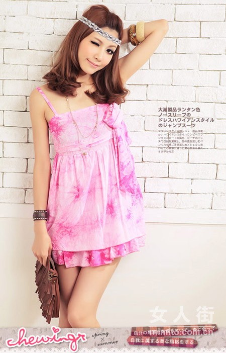 日系MM气质迷人 打造夏日甜心搭