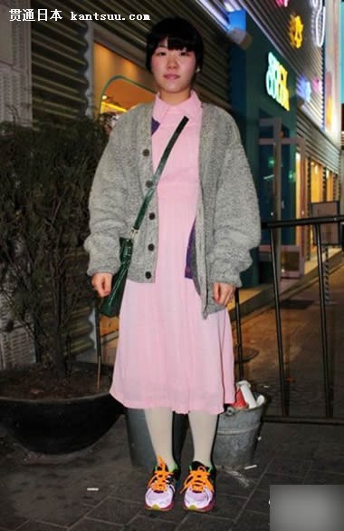 日本街拍 夏裙冬穿up时髦热度