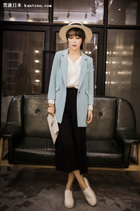十月流行风尚:简洁百搭小西装