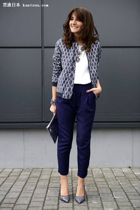 上班穿得太单调 如何穿更加自信好看?